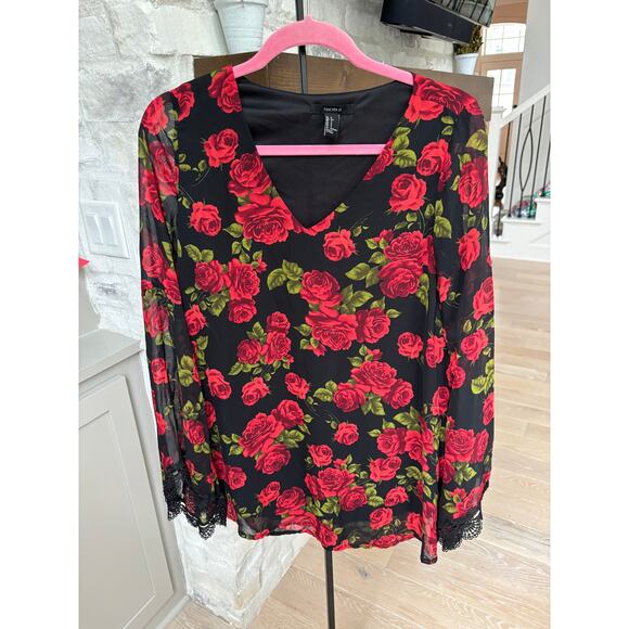 FOREVER 21 Women's Black Red Floral Chiffon Bell Sleeve V Neck Blouse Top Size S - Picture 1 of 3